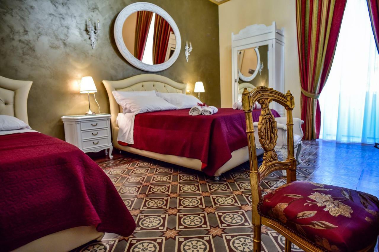 Nocleg ze śniadaniem Palazzo Degli Affreschi